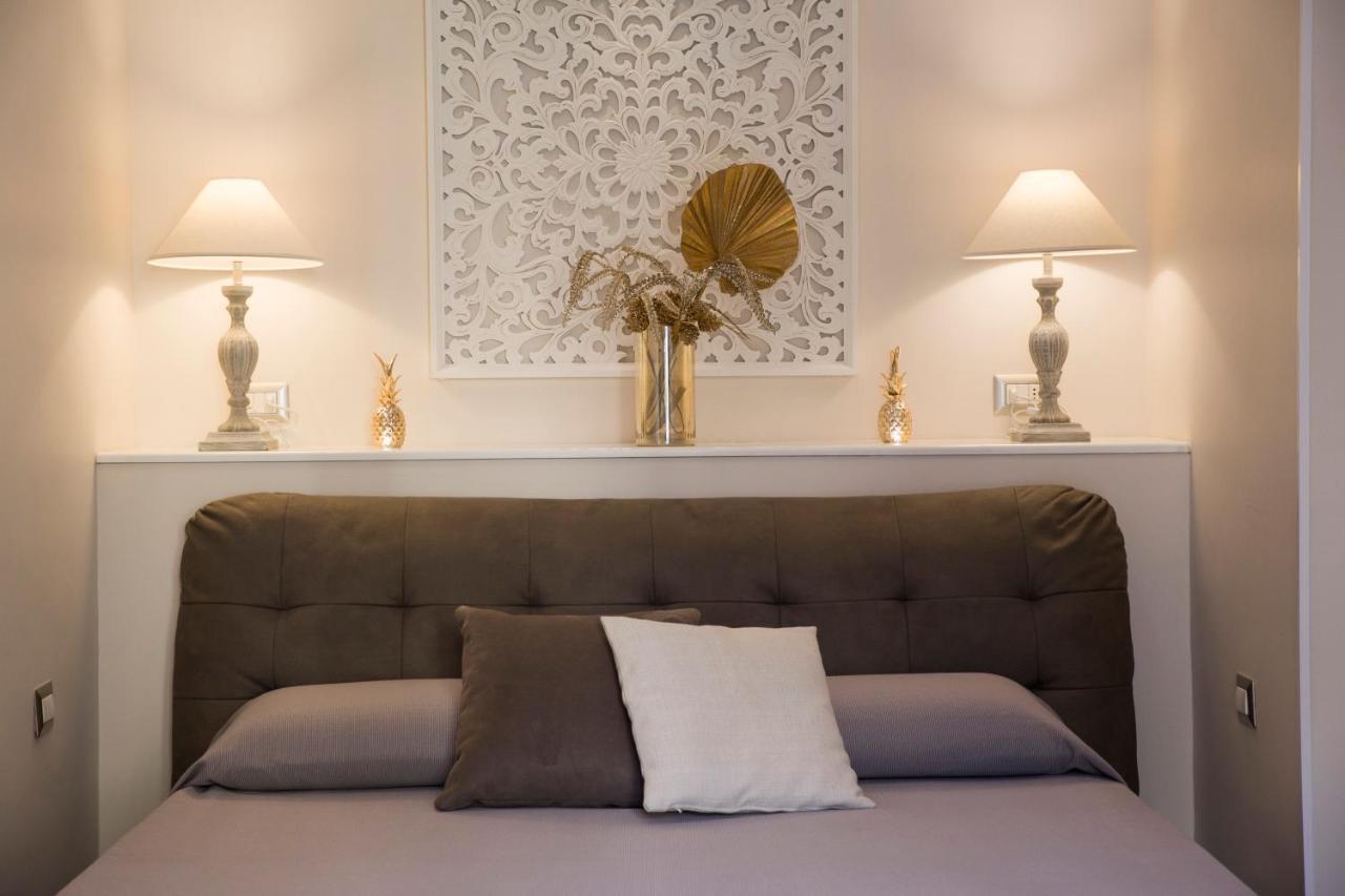 Royal Rooms Luxury Suite Napoli Esterno foto